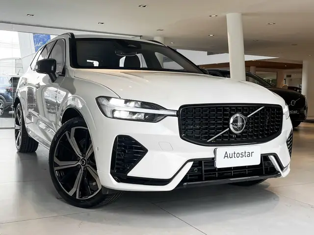 Carro Volvo XC60 2024 XC60 Utim.Dark AWD (Híbrido)