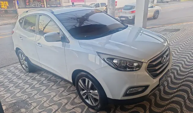 Carro Hyundai ix35 2017 2.0 2WD (Aut) (Flex)