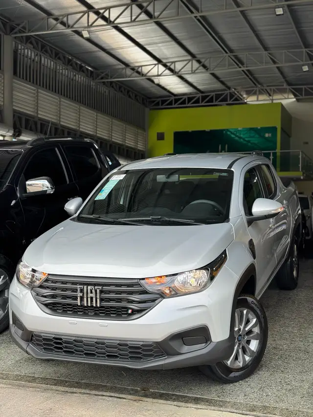 Carro Fiat Strada 2025 Freedom 1.3 Flex 8V CD