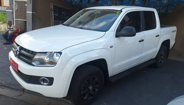 Carro Volkswagen Amarok 2014 2.0 S 4x4 TDi (Cab Dupla)