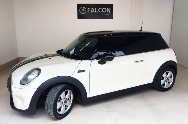 Carro MINI Cooper 2017 1.5 (Aut) 2p