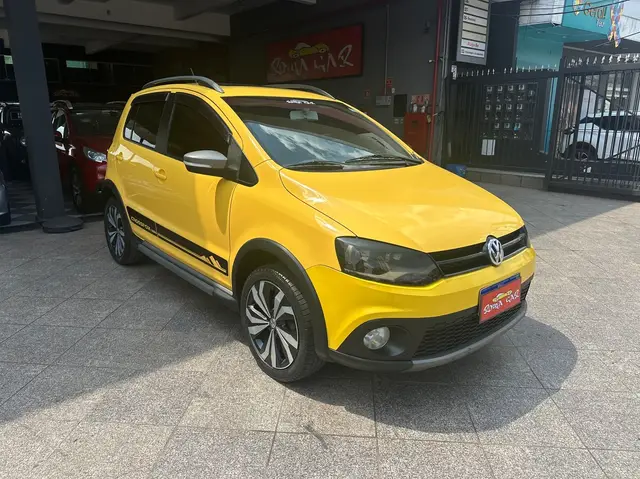 Carro Volkswagen CrossFox 2012 1.6 VHT (Flex)