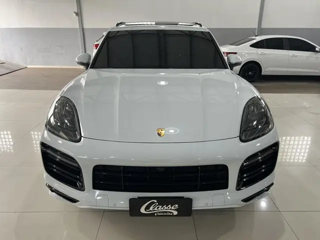 Carro Porsche Cayenne 2021 3.0 V6 462cv (Híbrido)