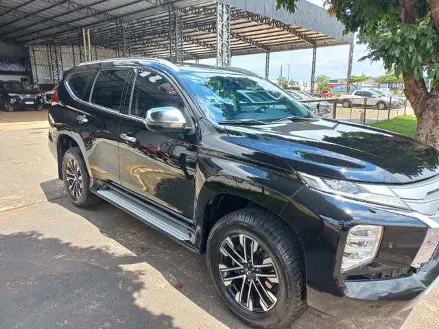 Carro Mitsubishi Pajero Sport 2021 2.4 DI-D HPE (Aut) 4x4