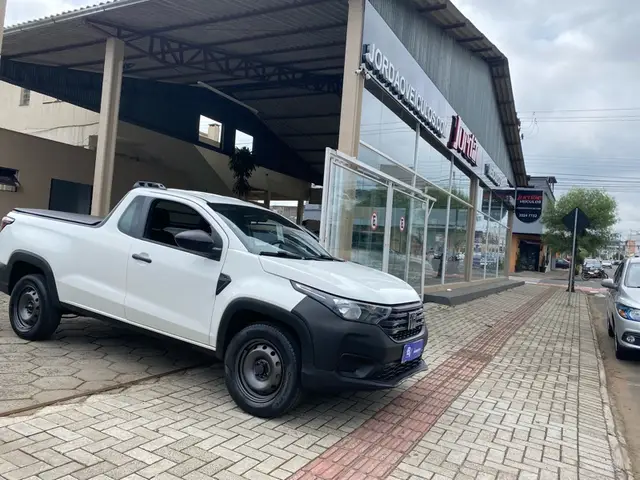 Carro Fiat Strada 2023 Endurance 1.4 Cabine Plus (Flex)