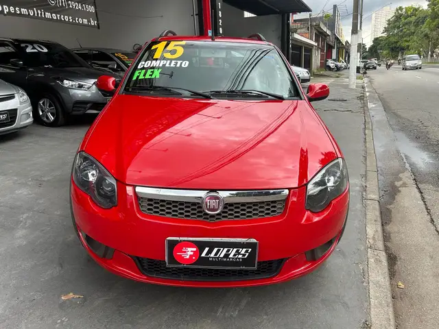 Carro Fiat Strada 2015 Trekking 1.6 16V (Flex) (Cabine Dupla)