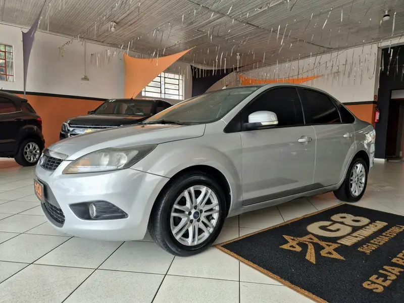 Ford Focus Sedan GLX 2.0 16V (Flex) (Aut)