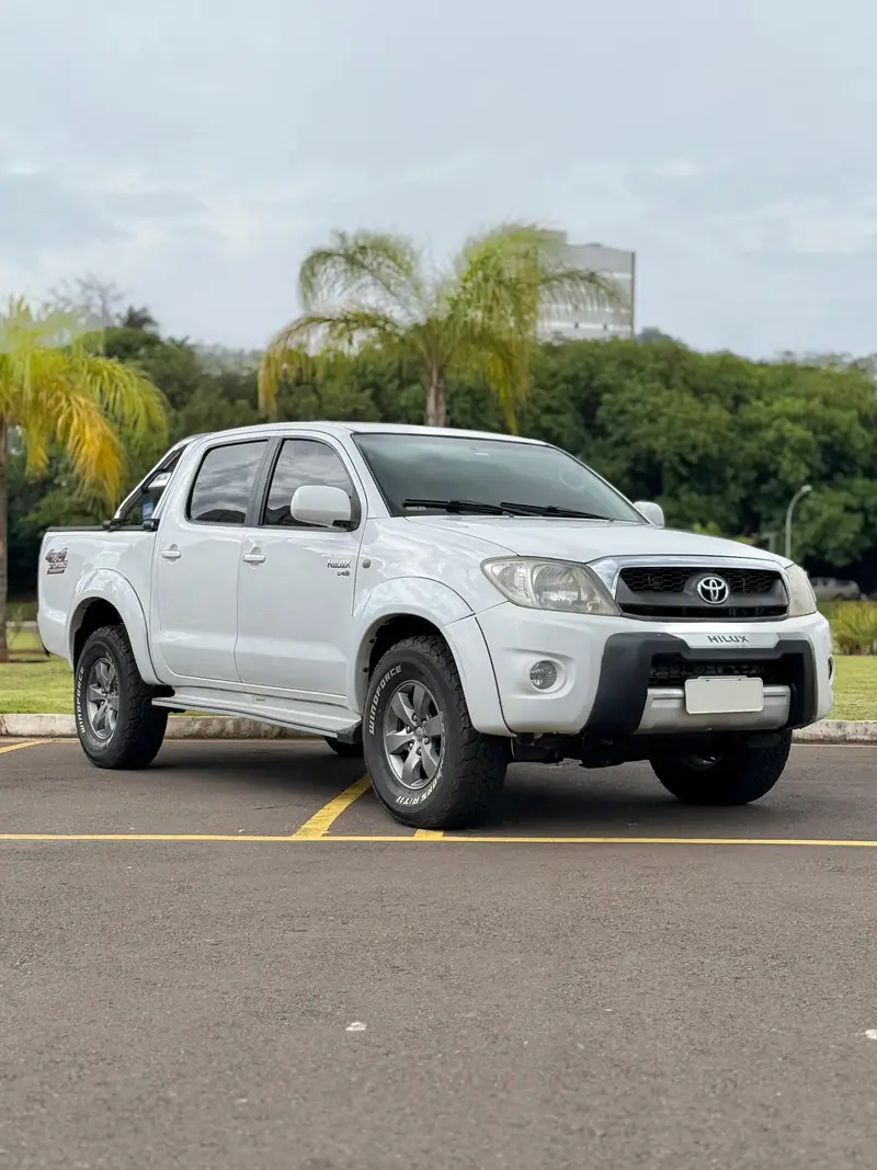 Toyota Hilux Cabine Dupla Hilux STD 4x4 2.5 (cab. dupla)