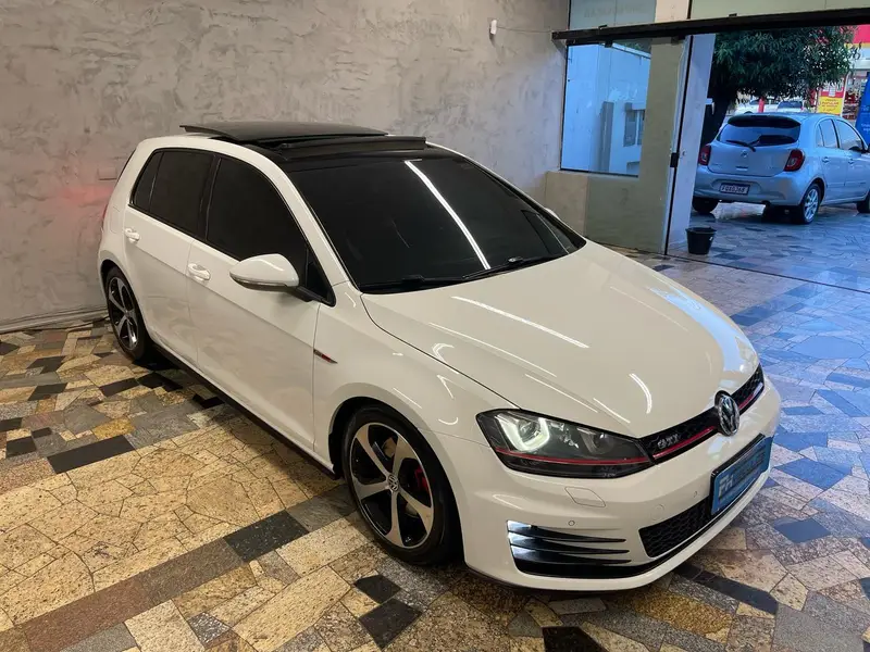Volkswagen Golf GTI 2.0 TSi DSG