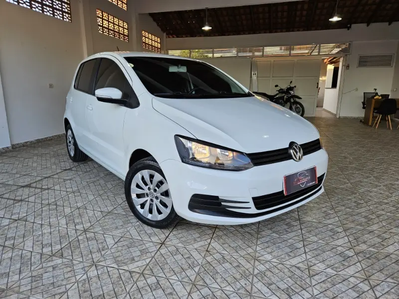 Volkswagen Fox 1.0 MPI Trendline (Flex)