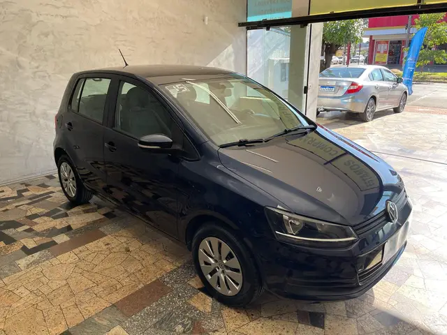 Carro Volkswagen Fox 2015 Trendline 1.6 MSI (Flex)