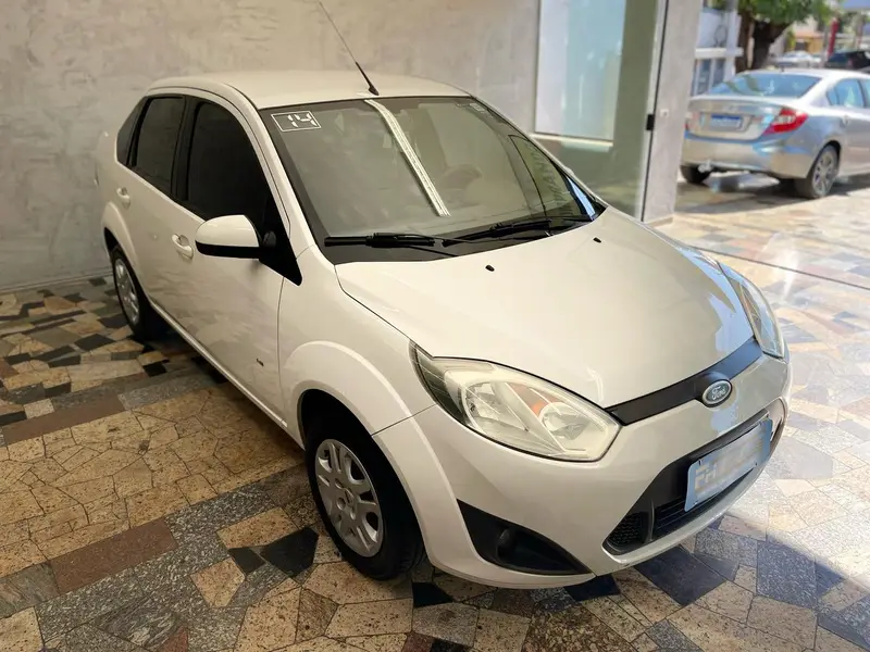 Ford Fiesta Sedan SE 1.6 Rocam (Flex)