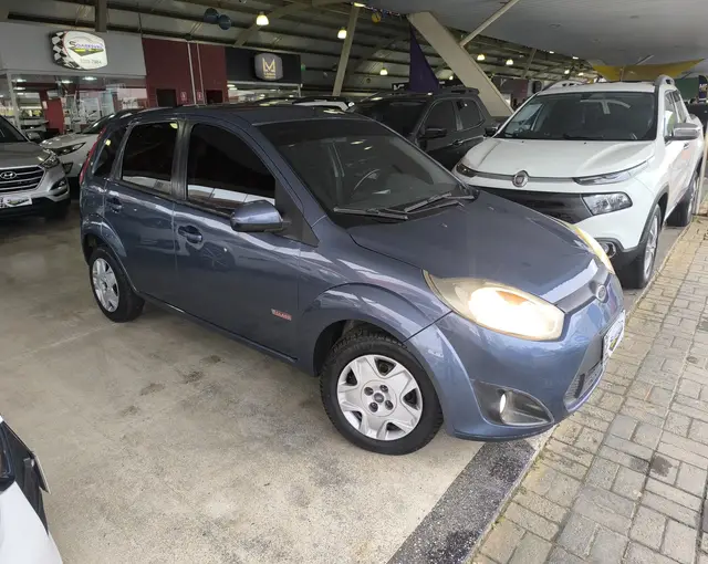 Carro Ford Fiesta Hatch 2011 1.6 (Flex)