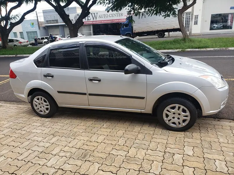 Ford Fiesta Sedan 1.0 (Flex)