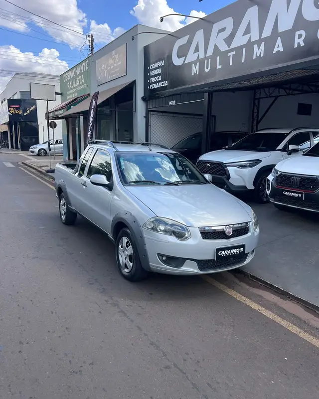 Carro Fiat Strada 2013 Trekking 1.6 16V (Flex) (Cabine Estendida)