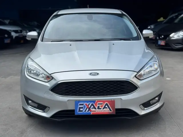 Carro Ford Focus Sedan 2018 SE 2.0 PowerShift