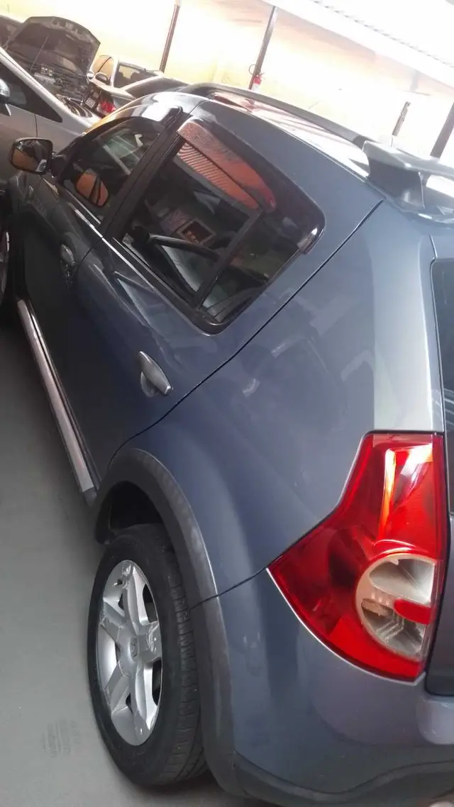 Carro Renault Sandero Stepway 2010 1.6 16V (Flex)