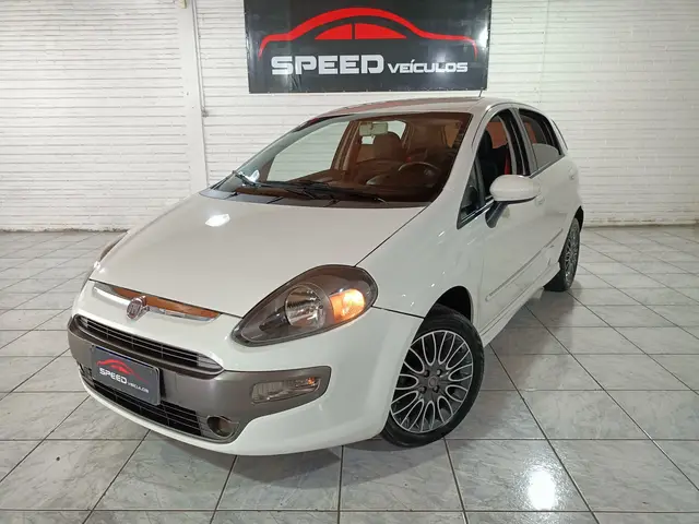 Carro Fiat Punto 2013 Sporting 1.8 16V (Flex)