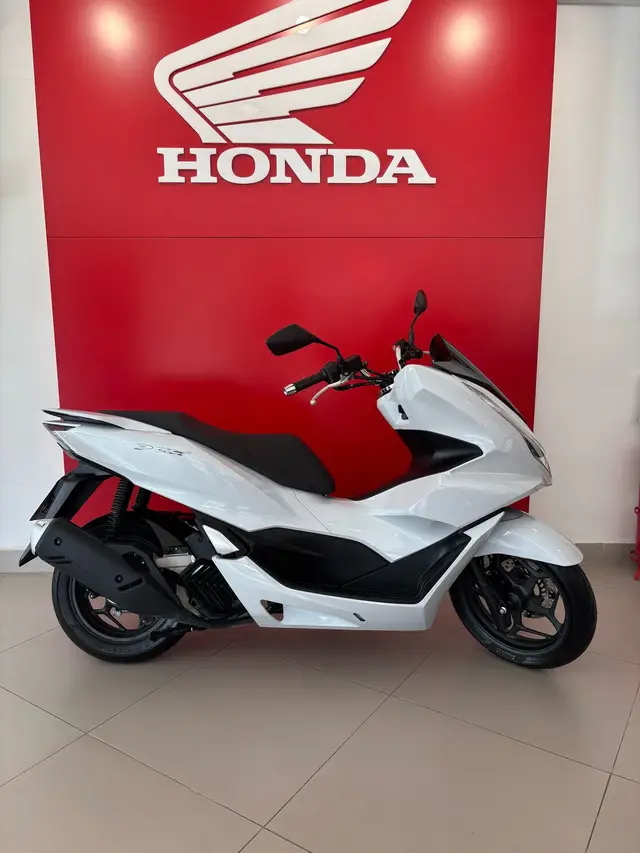 Carro Honda PCX 160 2025 CBS