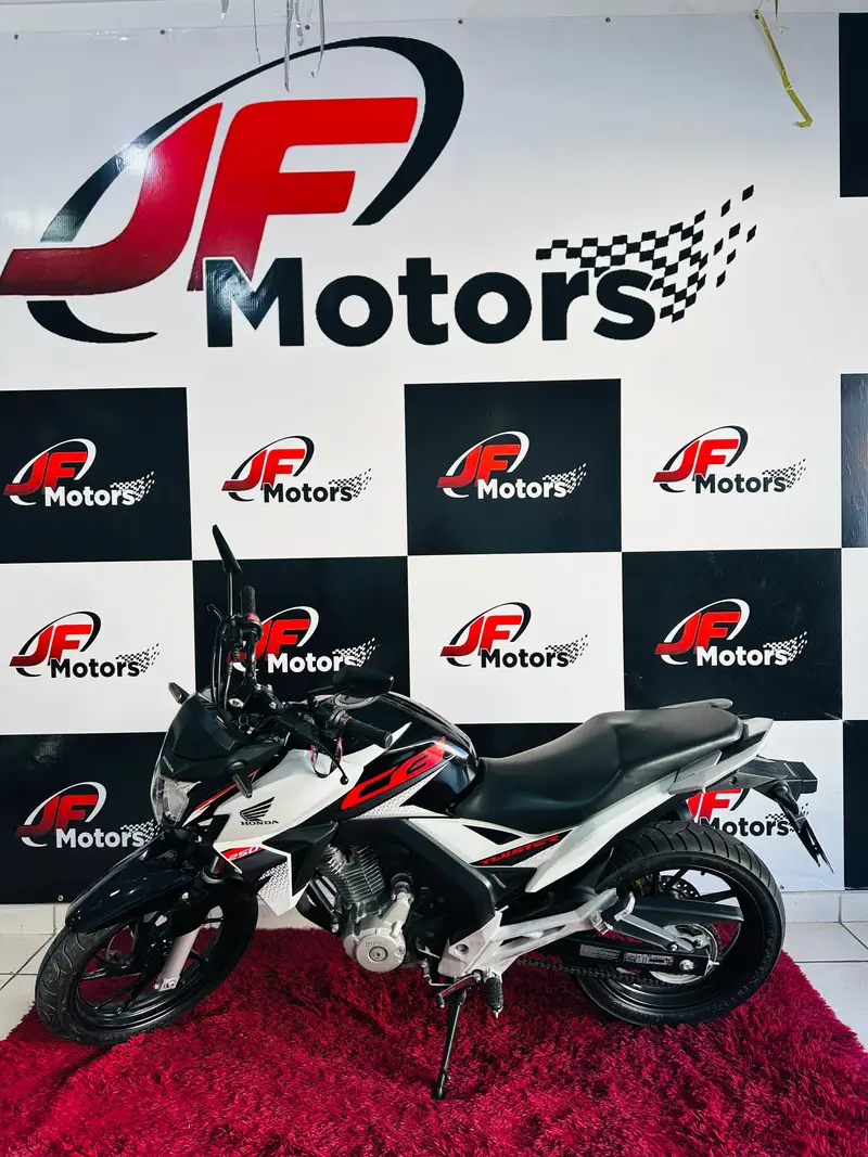 Honda CB 250F Twister (ABS)