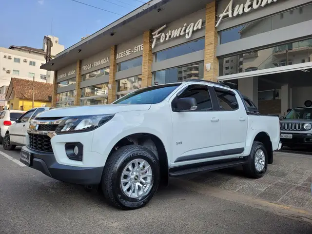Carro Chevrolet S10 Cabine Dupla 2021 S10 2.5 ECOTEC SIDI LT 4x2 (Cabine Dupla) (Aut)