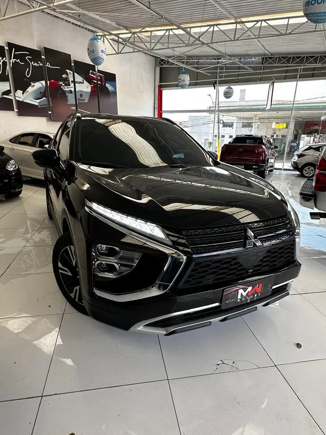 Carro Mitsubishi Eclipse Cross 2023 HPE 1.5 Turbo (Aut)