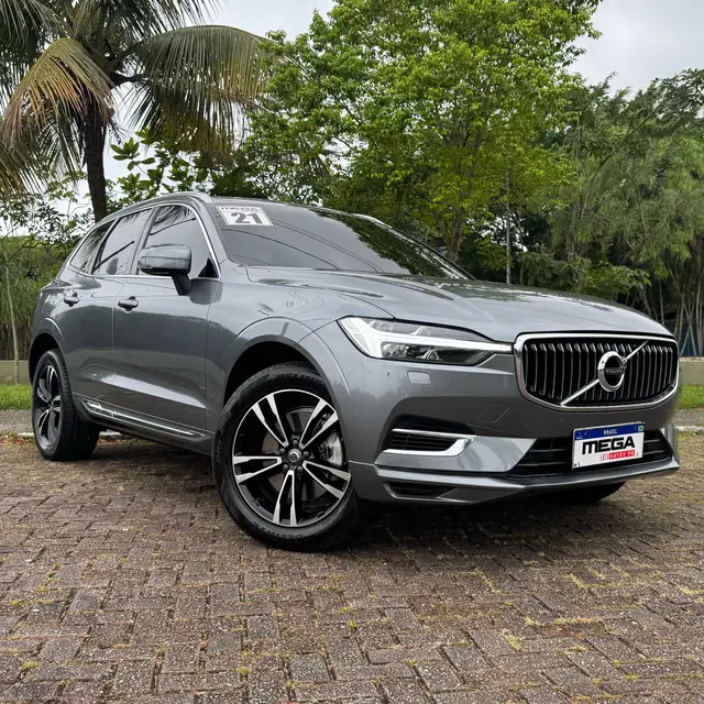 Carro Volvo XC60 2021 Momentum T8 2.0 Hybrid AWD (Aut)