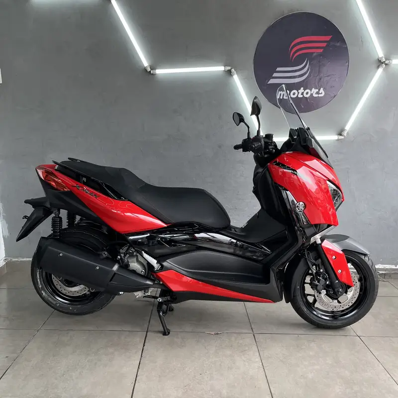 Yamaha XMax ABS