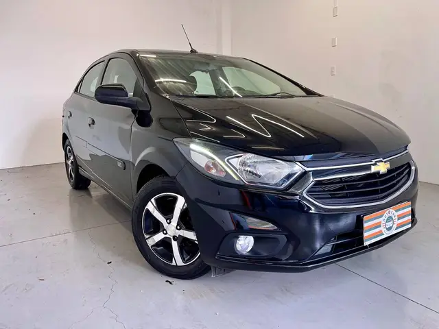 Carro Chevrolet Onix 2018 1.4 LTZ SPE/4