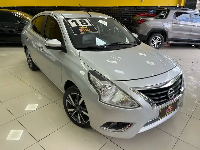 Carro Nissan Versa 2018 1.6 16V SL FlexStart (Flex)