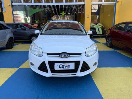 Focus Sedan SE 2.0 16V PowerShift (Aut)