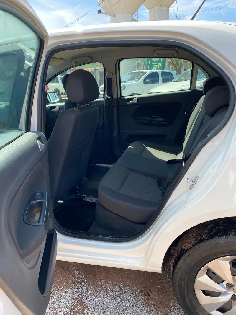 Volkswagen Gol 1.0 Mi Total Flex 8V 2p