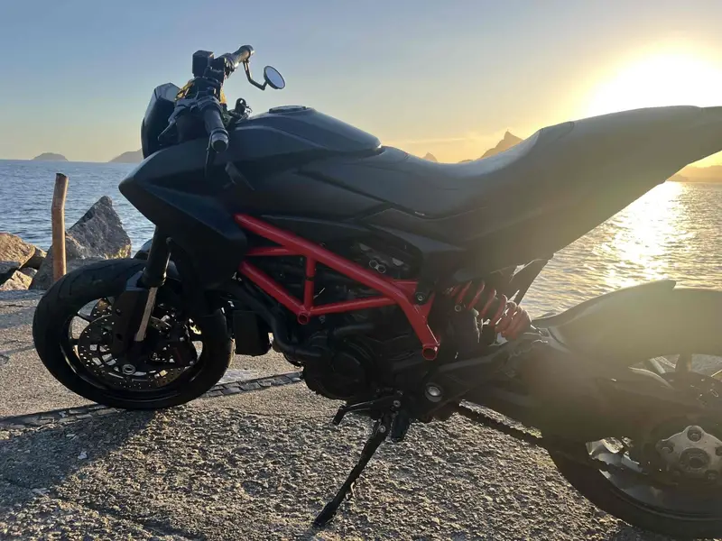Ducati Hypermotard 821