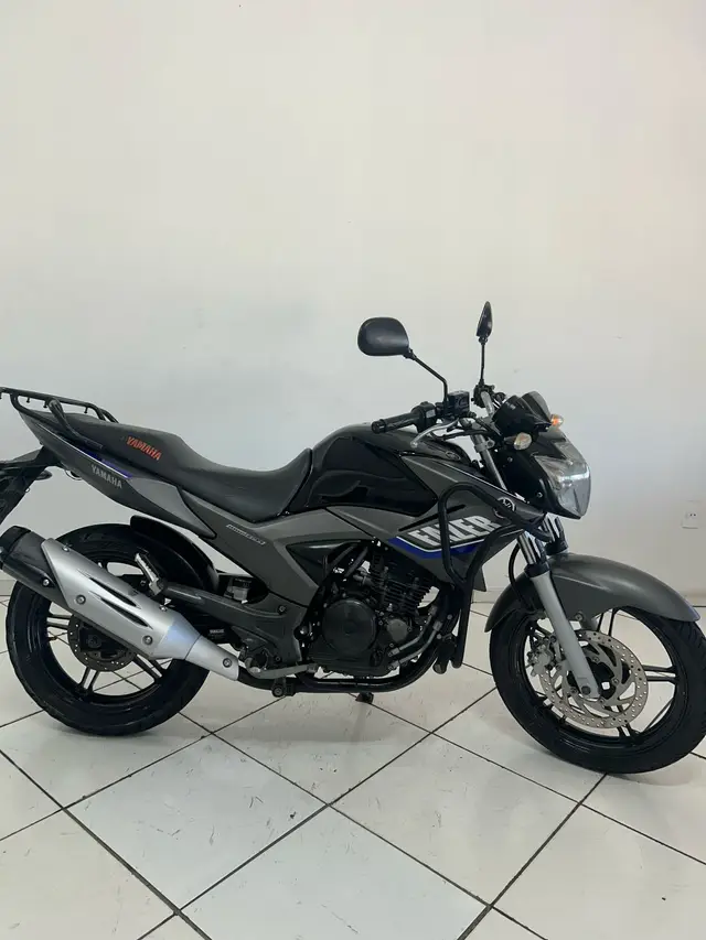 Moto Yamaha YS 250 Fazer 2015 Blueflex