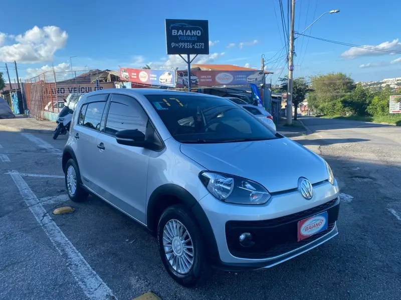 Volkswagen Up! 1.0 12v E-Flex Track