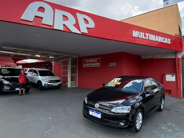 Carro Volkswagen Jetta 2011 2.0 Comfortline (Flex)