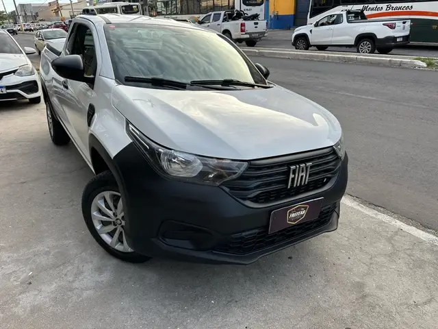 Carro Fiat Strada 2023 Endurance 1.4 Cabine Plus (Flex)