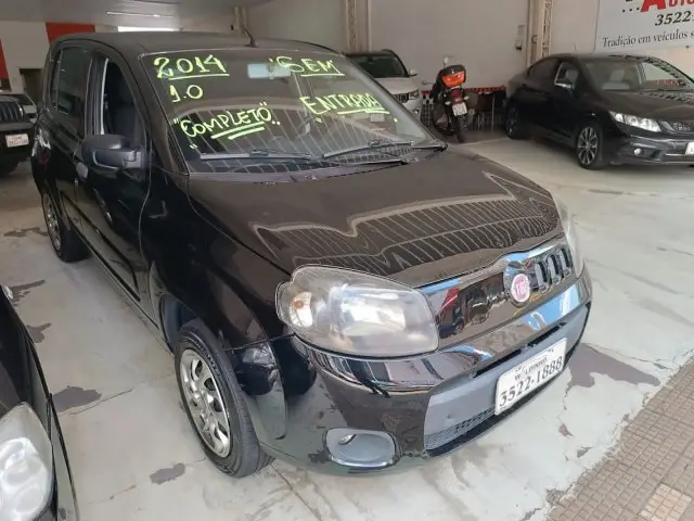 Carro Fiat Uno 2014 Vivace 1.0 8V (Flex) 4p