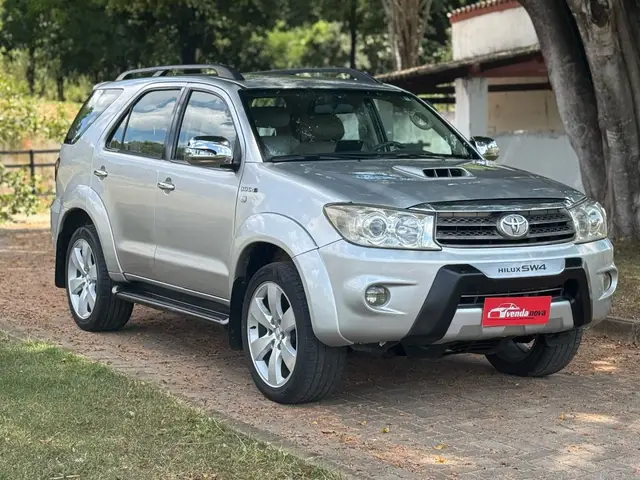 Carro Toyota Hilux SW4 2007 SRV 4x4 3.0 Turbo  (aut)