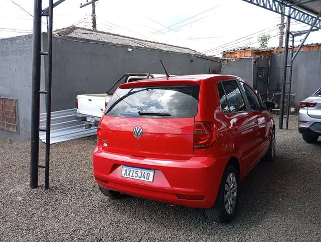 Carro Volkswagen Fox 2014 1.0 TEC (Flex) 4p