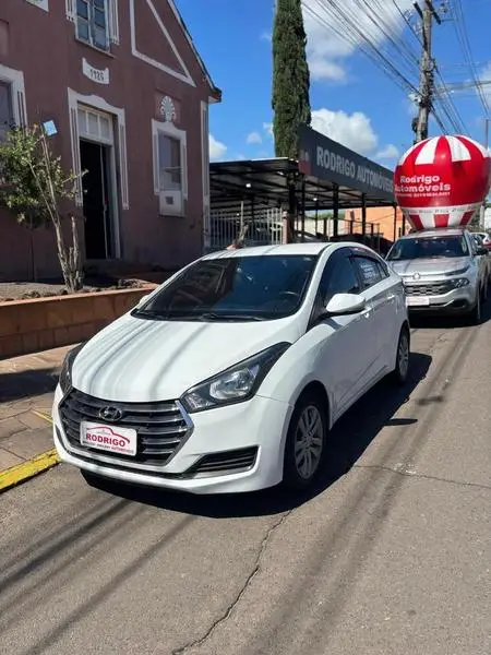 Hyundai HB20S 1.0 Comfort Plus (Flex)