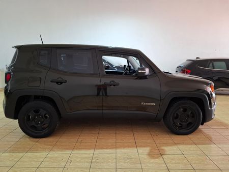 Renegade 1.8 4x2 (Aut) (Flex) (PCD)