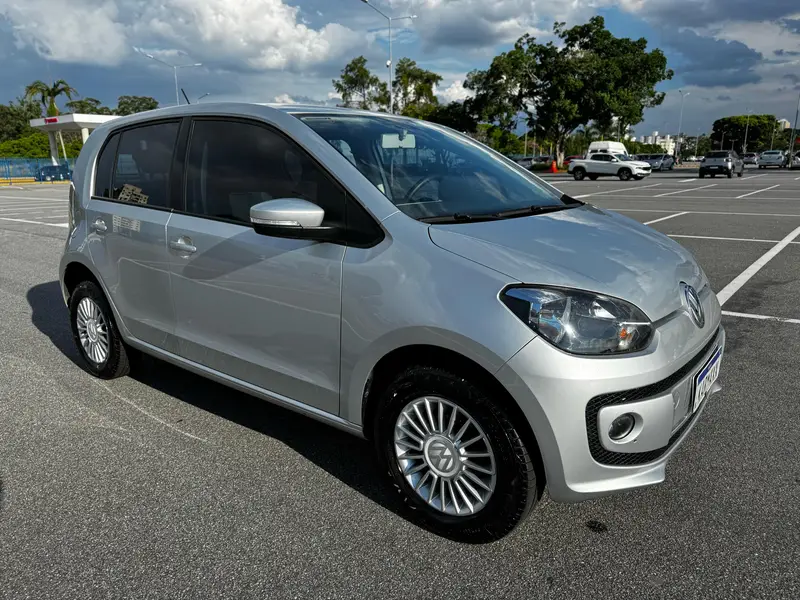 Volkswagen Up! 1.0 12v E-Flex move up!