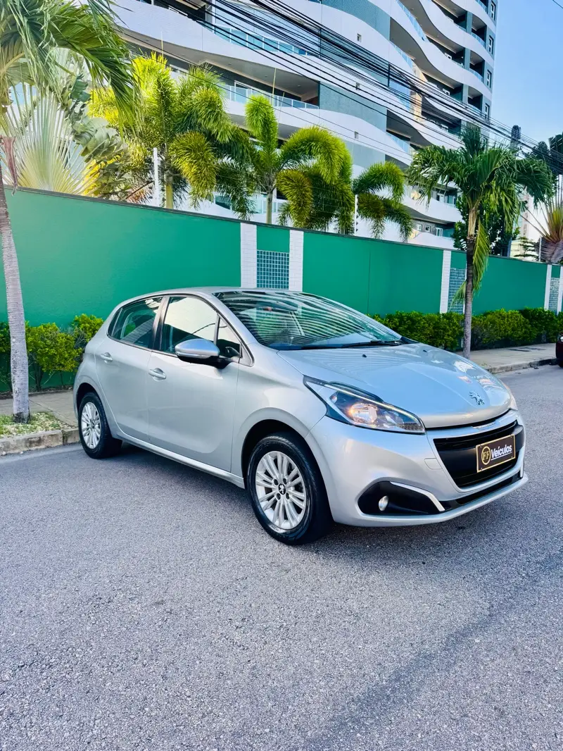 Peugeot 208 Active Pack 1.6 16V (Flex) (Aut)