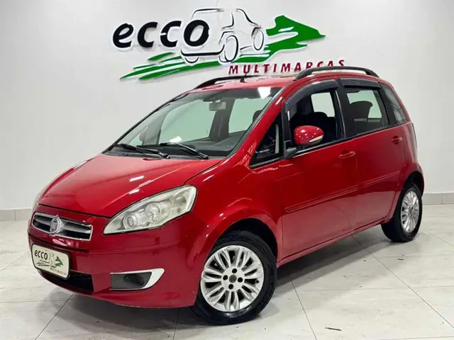 Carro Fiat Idea 2014 Attractive 1.4 8V (Flex)
