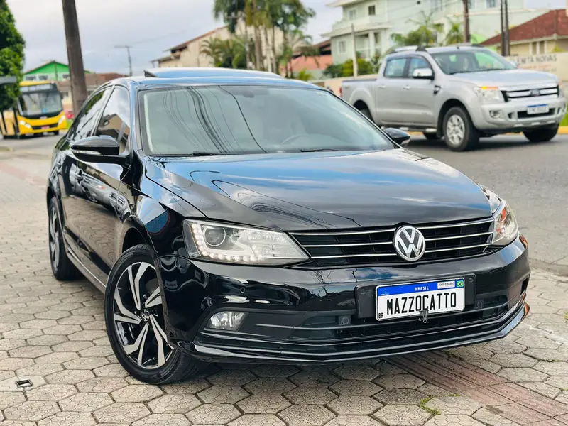 Volkswagen Jetta 2.0 TSI Highline DSG