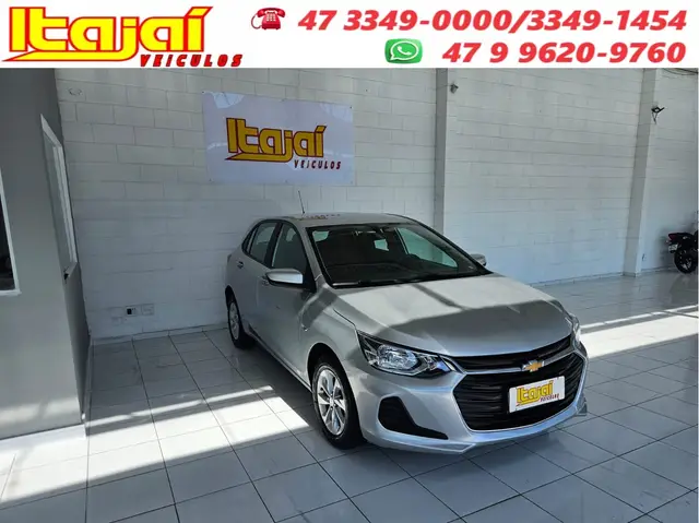 Carro Chevrolet Onix 2023 LT 1.0