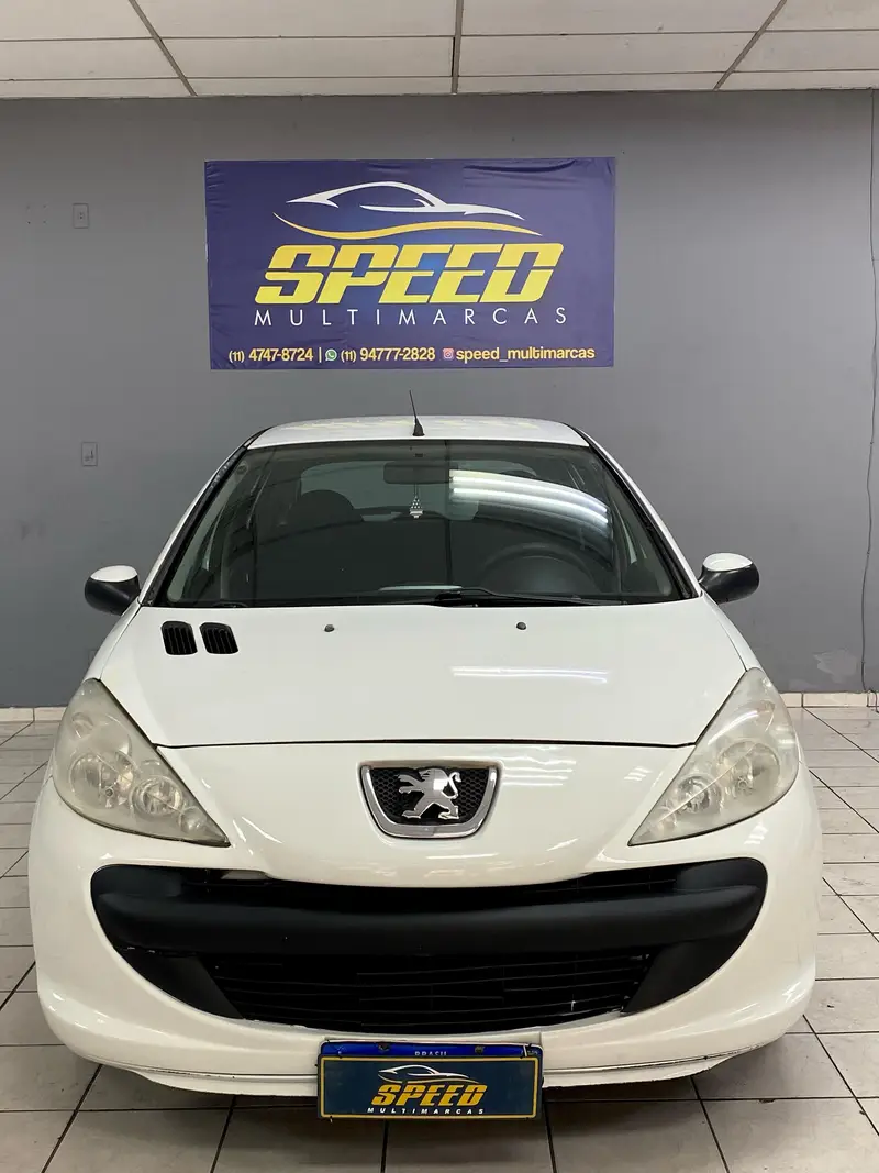 Peugeot 207 Hatch XR 1.4 8V (flex) 2p