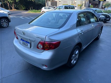Corolla Sedan GLi 1.8 16V (flex)