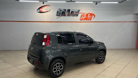 Uno Vivace 1.0 8V (Flex) 4p